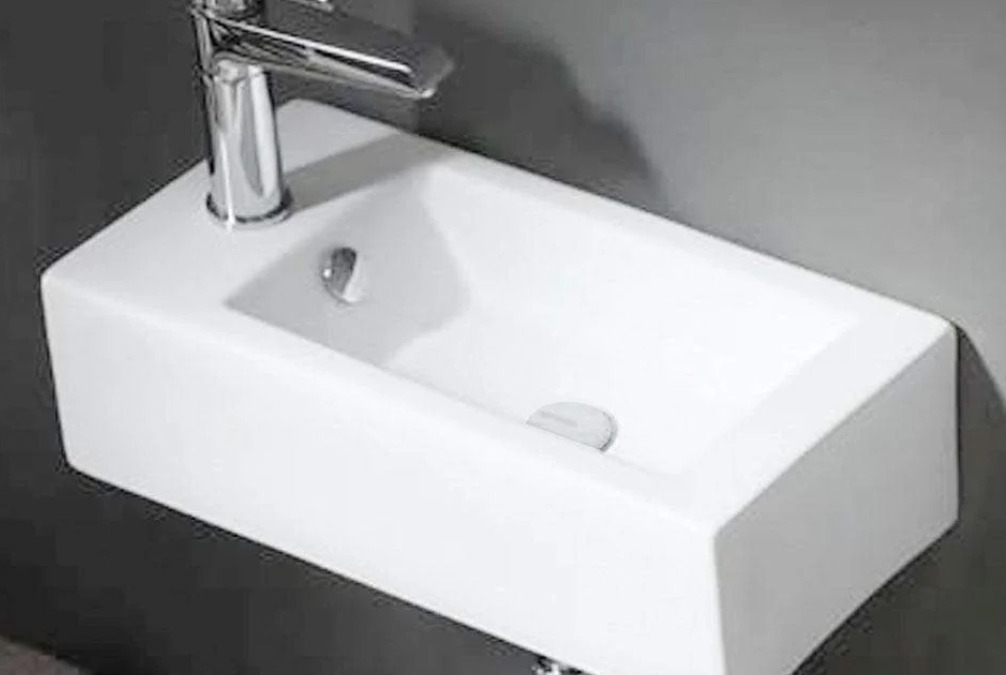 Side Mounted Faucet